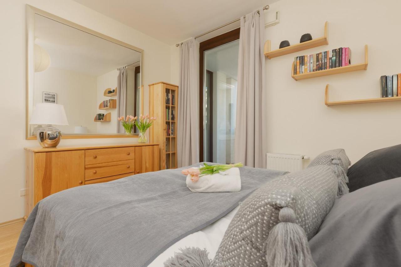 Osiedle Intenso Warszawa Wola By Noclegi Renters Dış mekan fotoğraf