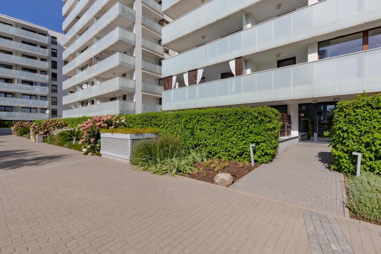 Osiedle Intenso Warszawa Wola By Noclegi Renters Dış mekan fotoğraf