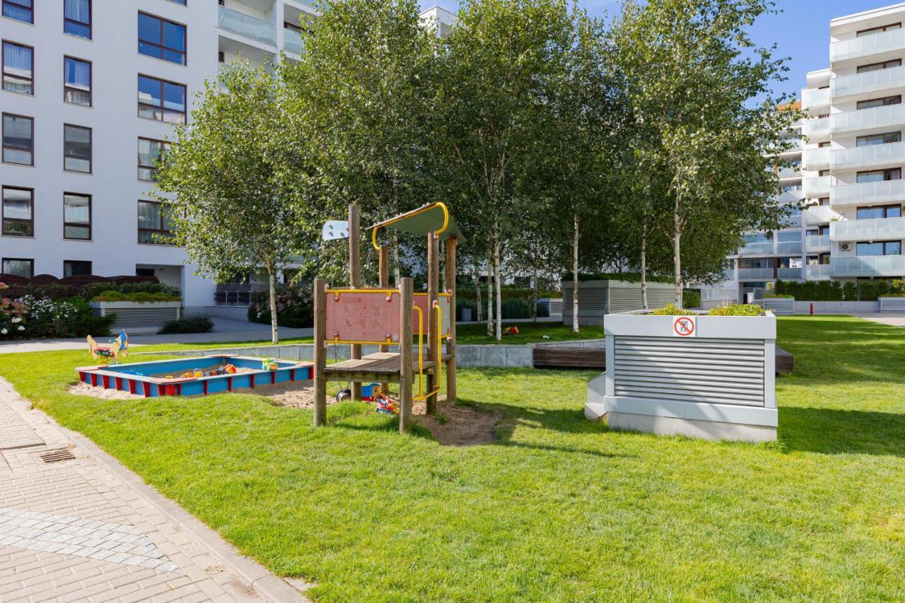 Osiedle Intenso Warszawa Wola By Noclegi Renters Dış mekan fotoğraf